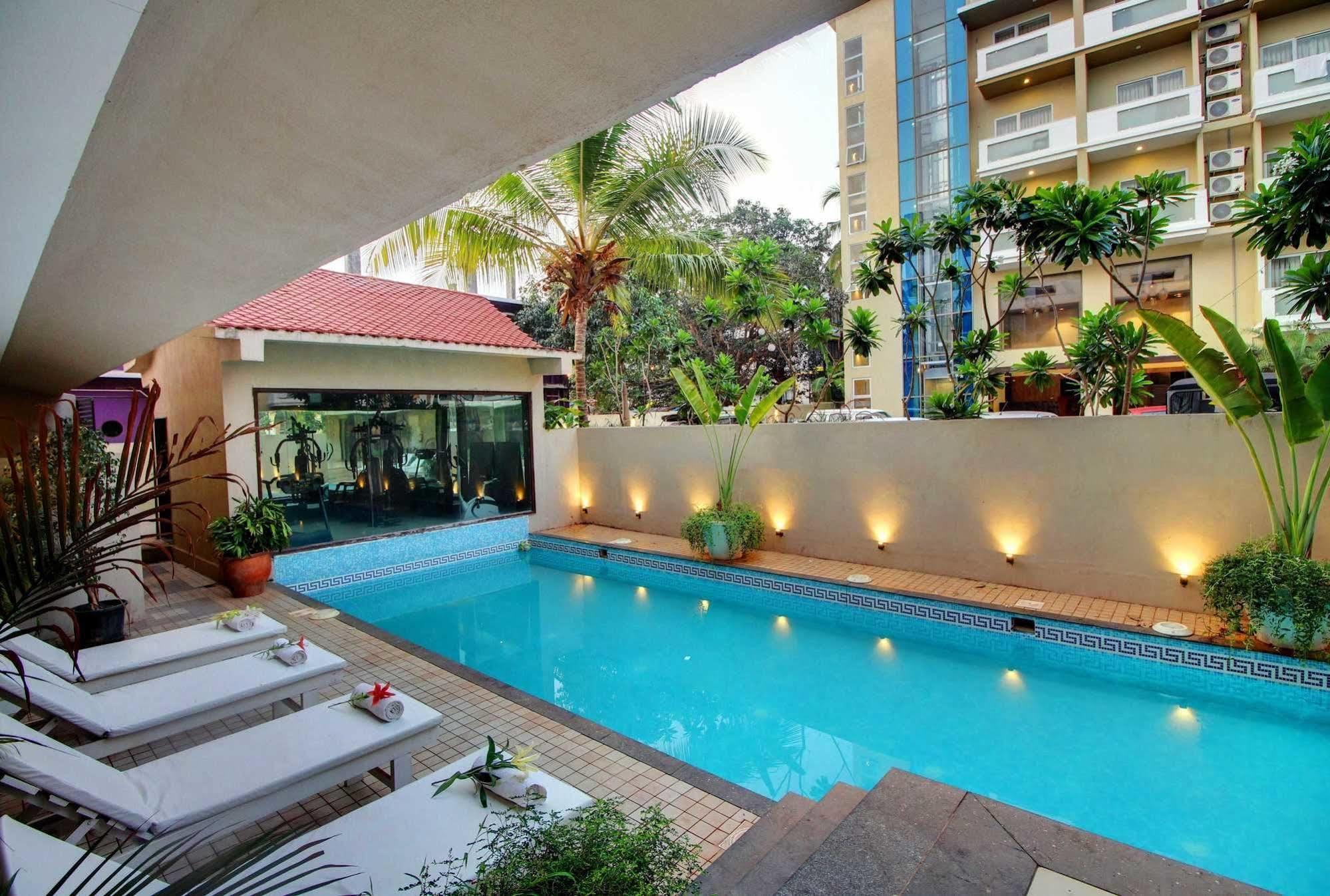 Resort De Crossroads 卡兰古特 外观 照片